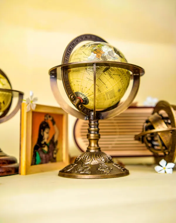 Astra_8.1_Grand_Armillary_Globe_On_Ornate_Brass_Base
